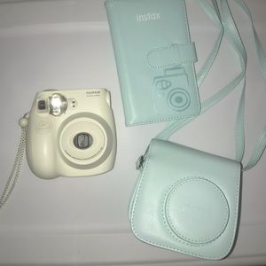 fujifilm instax mini camera with accessories